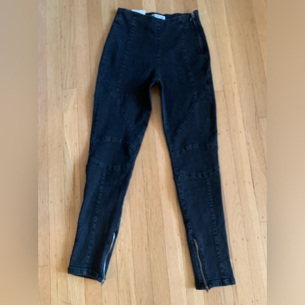 NWT FREE PEOPLE “WE THE FREE” BELLA MOTO BLACK MID-RISE SKINNY JEANS SIZE 26